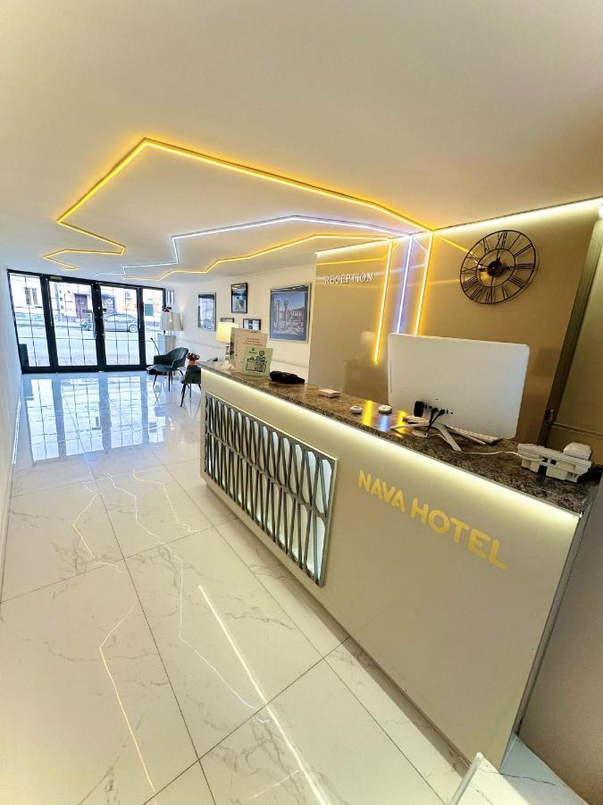 NAVA Hotel Jerevan Buitenkant foto