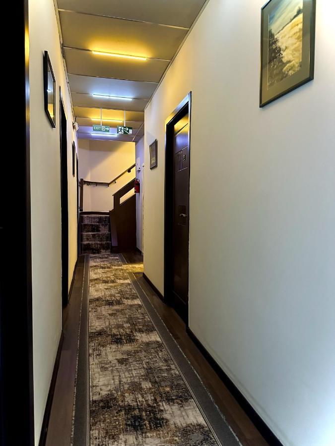 NAVA Hotel Jerevan Buitenkant foto