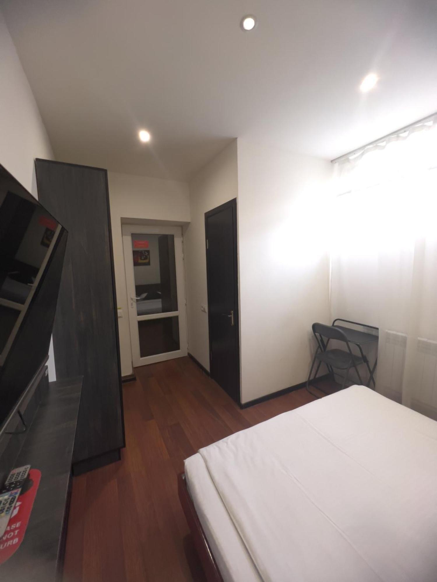 NAVA Hotel Jerevan Kamer foto