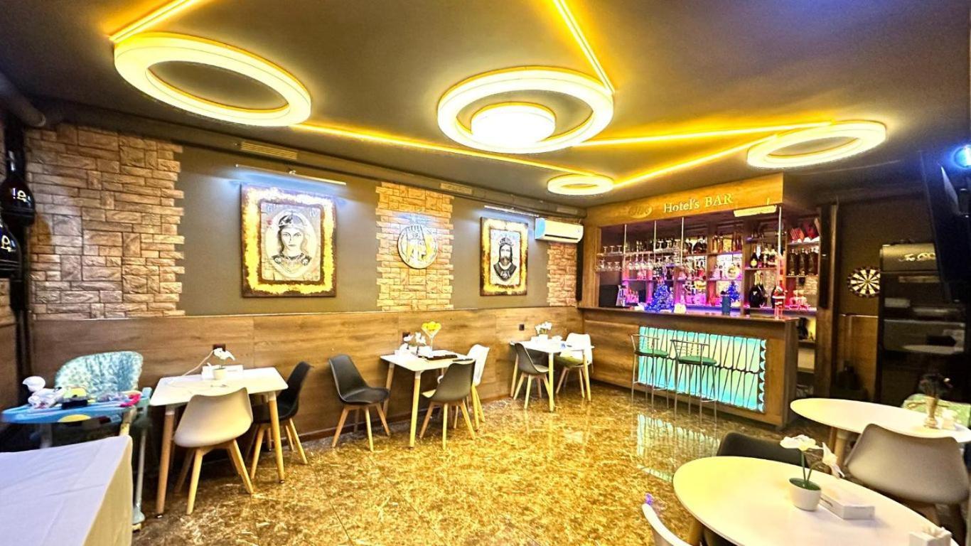 NAVA Hotel Jerevan Buitenkant foto